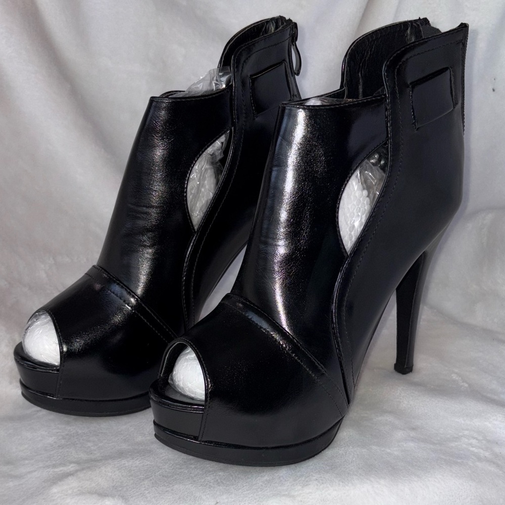 Brand new leather stilettos